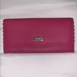 Kate Spade Cyndy Sweetheart Pink Scallop Wallet